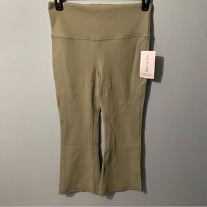 Athleta Ribbed Crop Flare Leggings - Light Olive Green